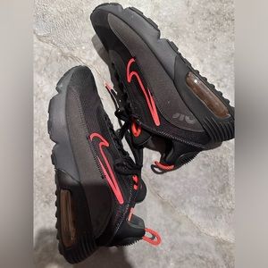 SOLD on eBay Nike Air Max 2090 CT1803-002 Men’s Shoes Size 10.5